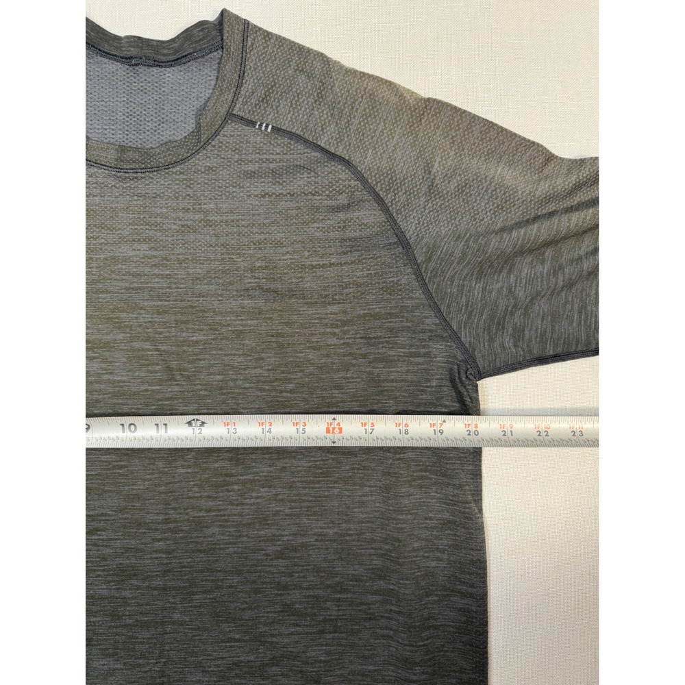 Lululemon Metal Vent Tech Long Sleeve Shirt Mens Gray Heather Workout Top - Picture 6 of 7